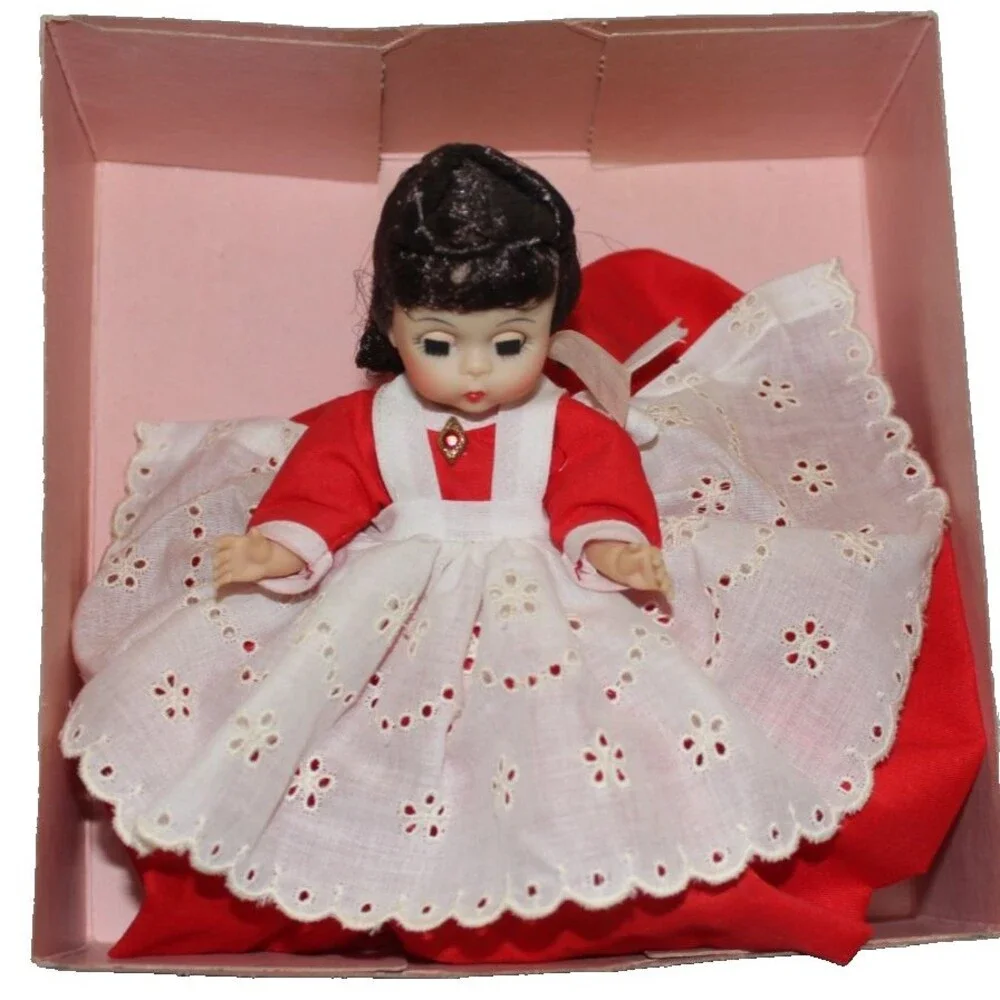 Vintage 1980's Madame Alexander Little Women Jo 8
